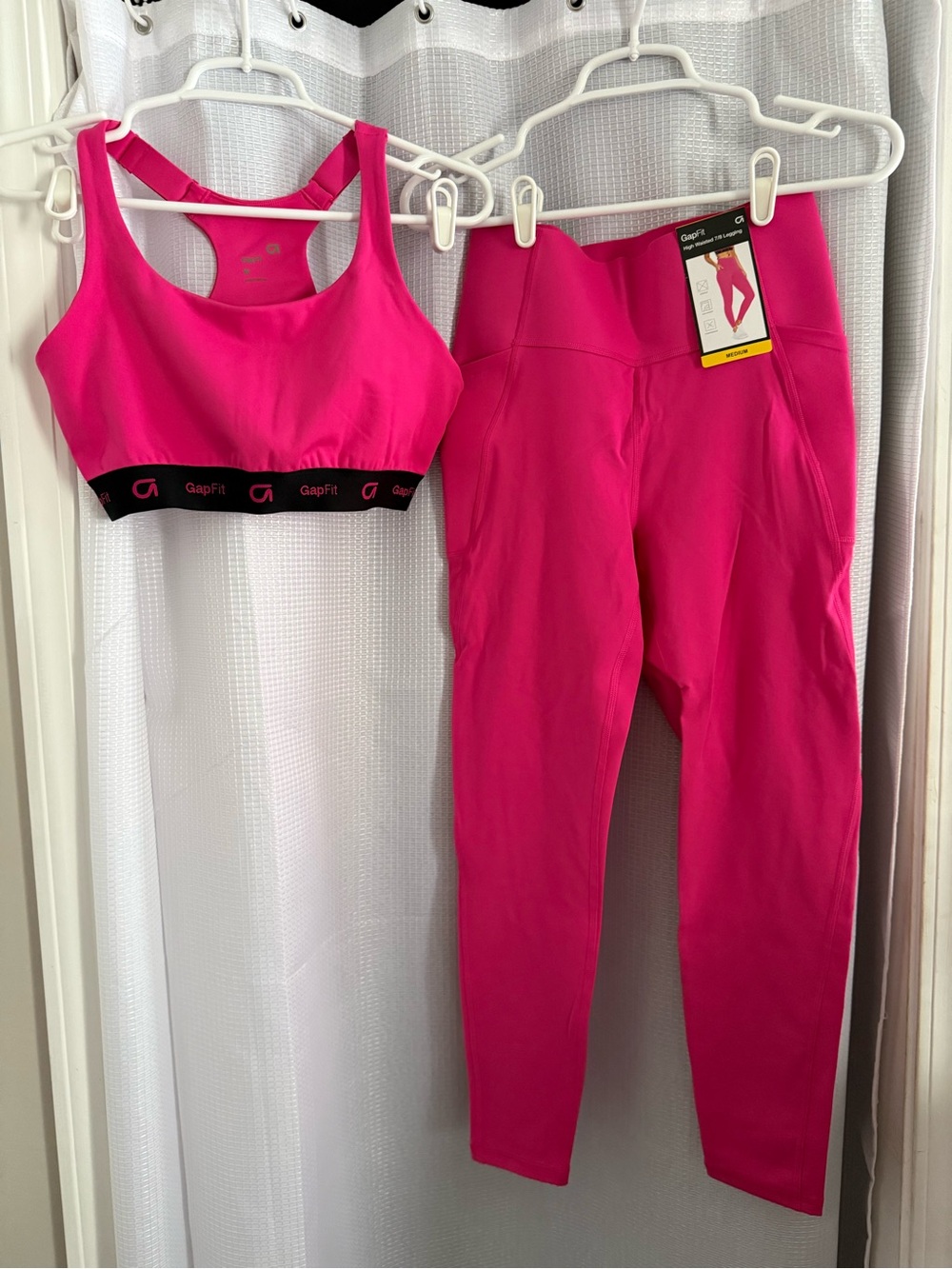 GAP Hot Pink High-Waist Performance Leggings with Matching Sports Bra